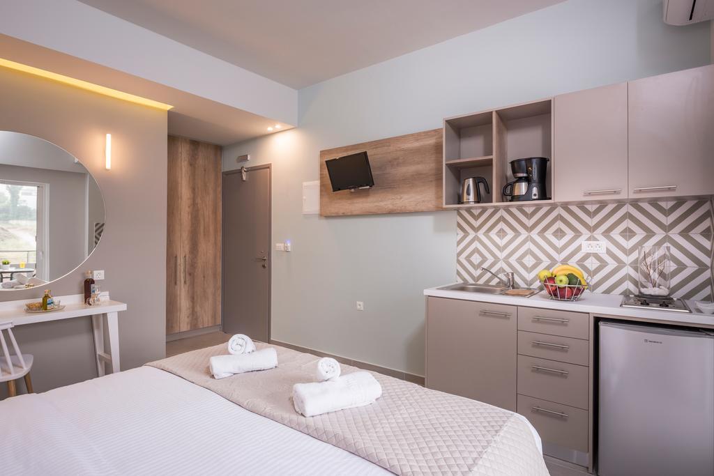Irini Stalos Apartments Экстерьер фото