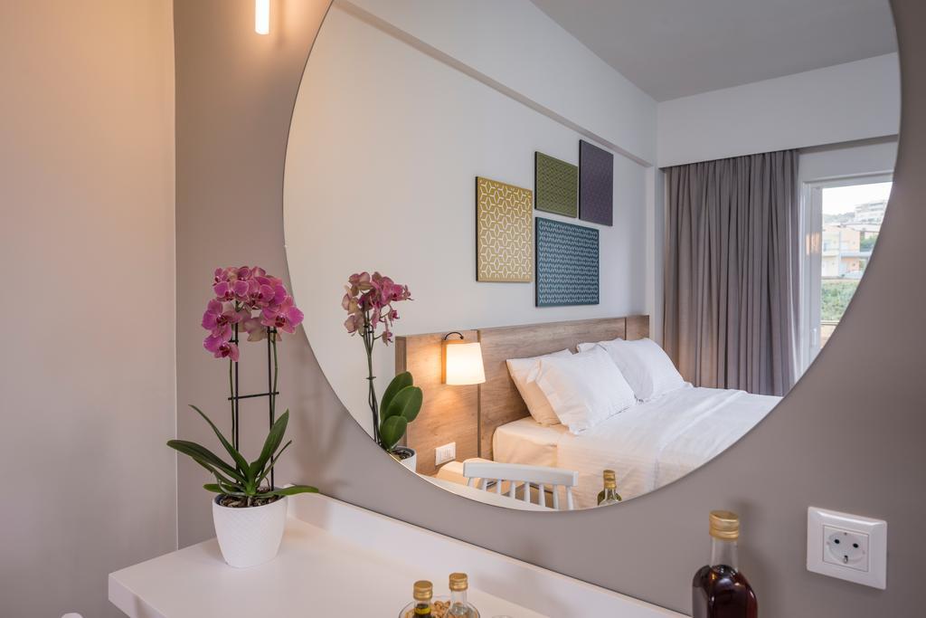 Irini Stalos Apartments Экстерьер фото