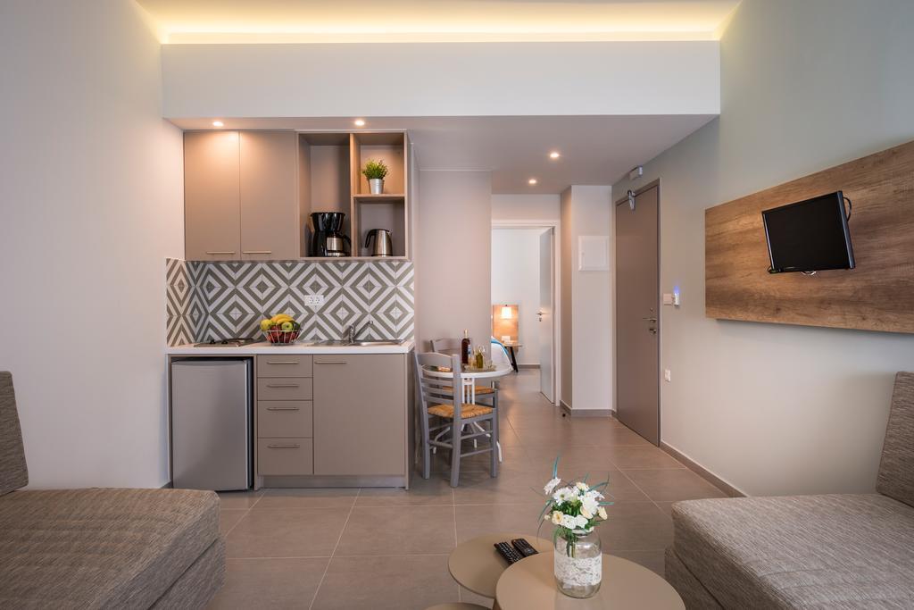 Irini Stalos Apartments Экстерьер фото
