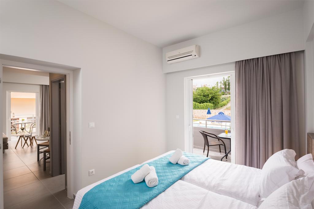 Irini Stalos Apartments Экстерьер фото