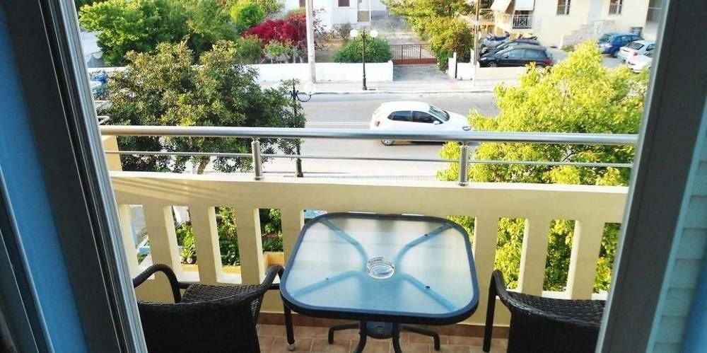 Irini Stalos Apartments Экстерьер фото