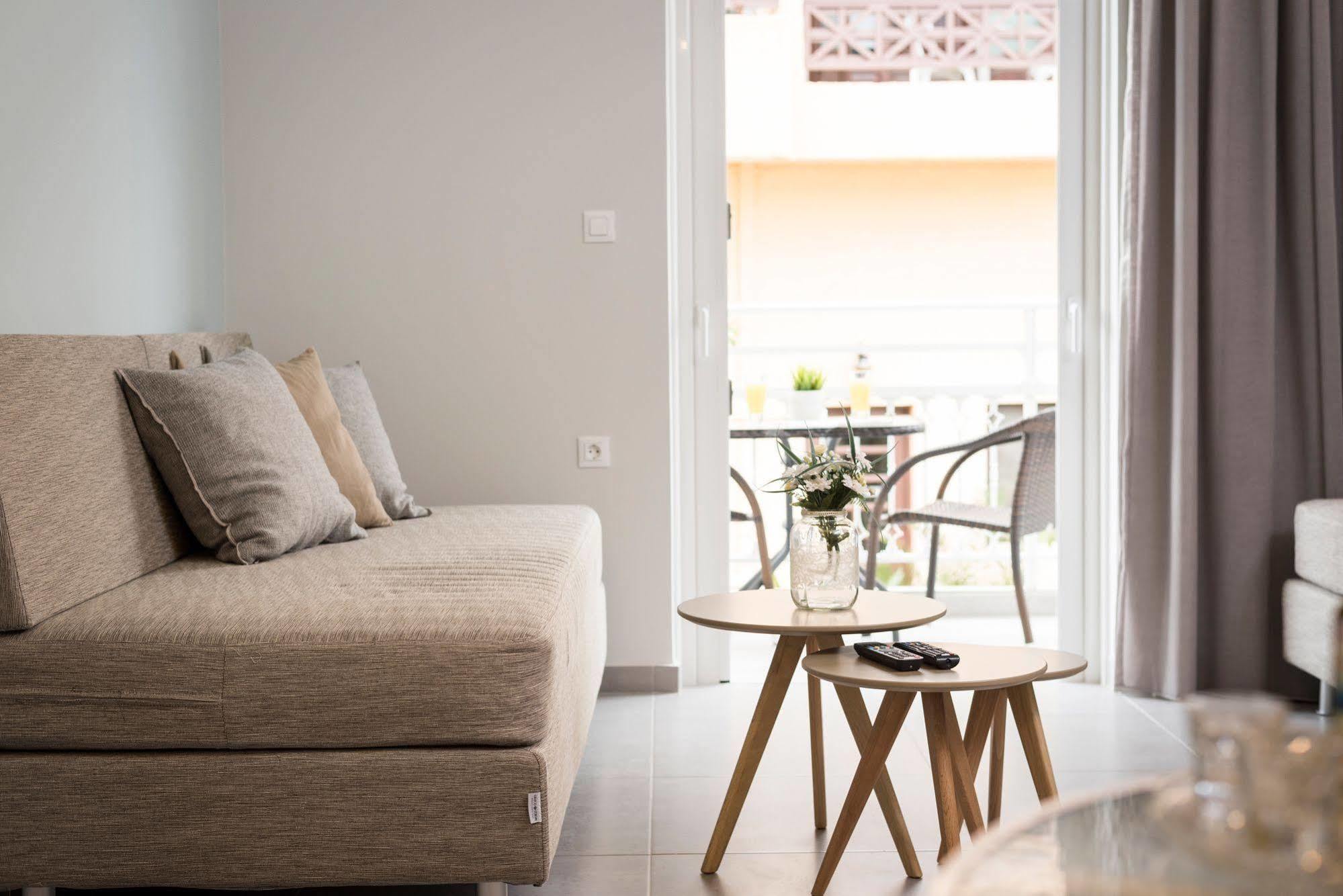 Irini Stalos Apartments Экстерьер фото