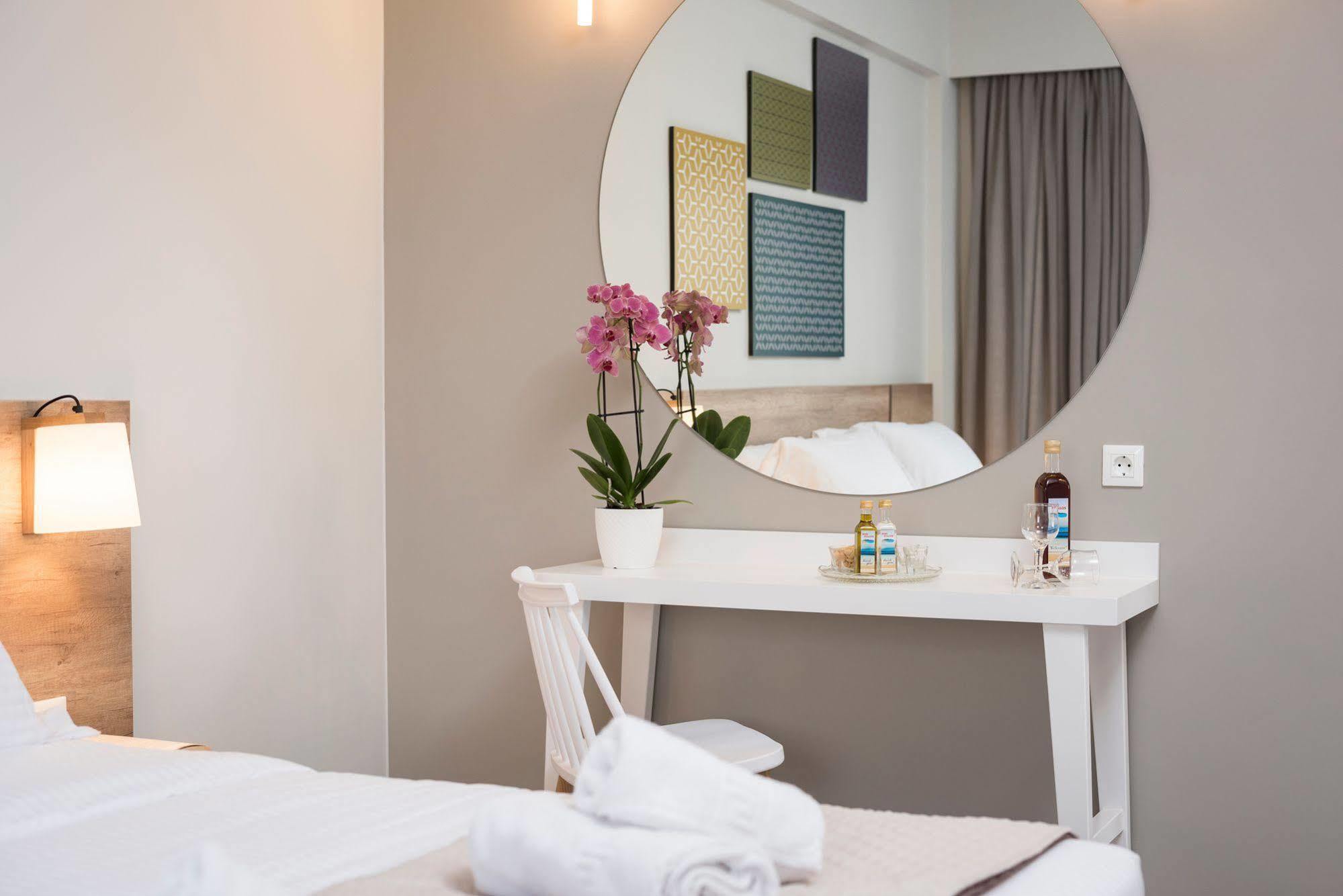 Irini Stalos Apartments Экстерьер фото
