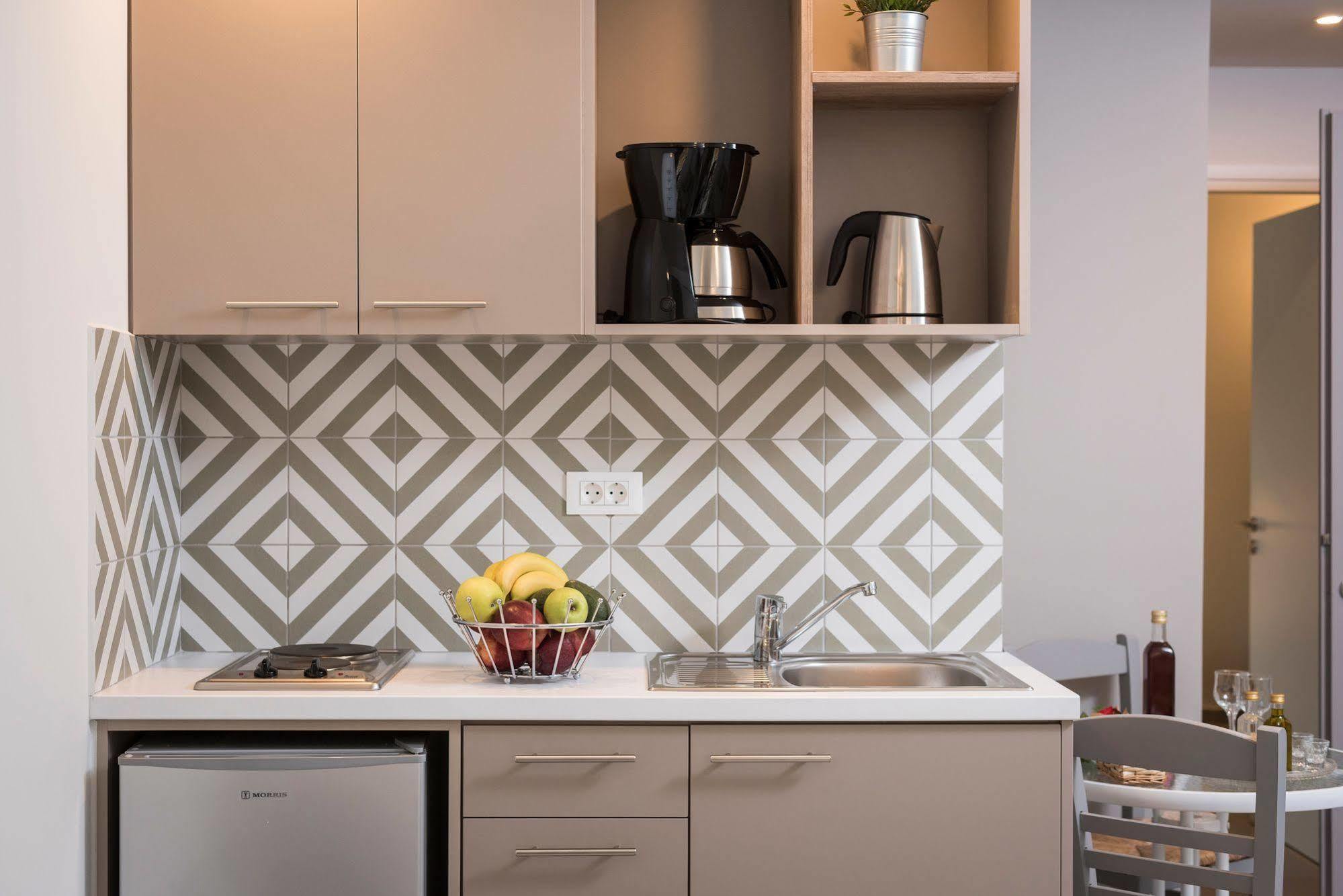 Irini Stalos Apartments Экстерьер фото